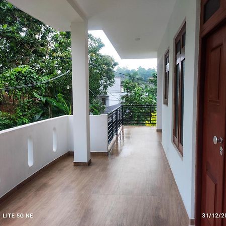 Villa Tanzanite Хикадува Екстериор снимка