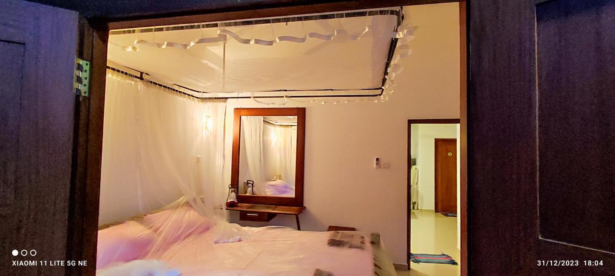 Villa Tanzanite Хикадува Екстериор снимка