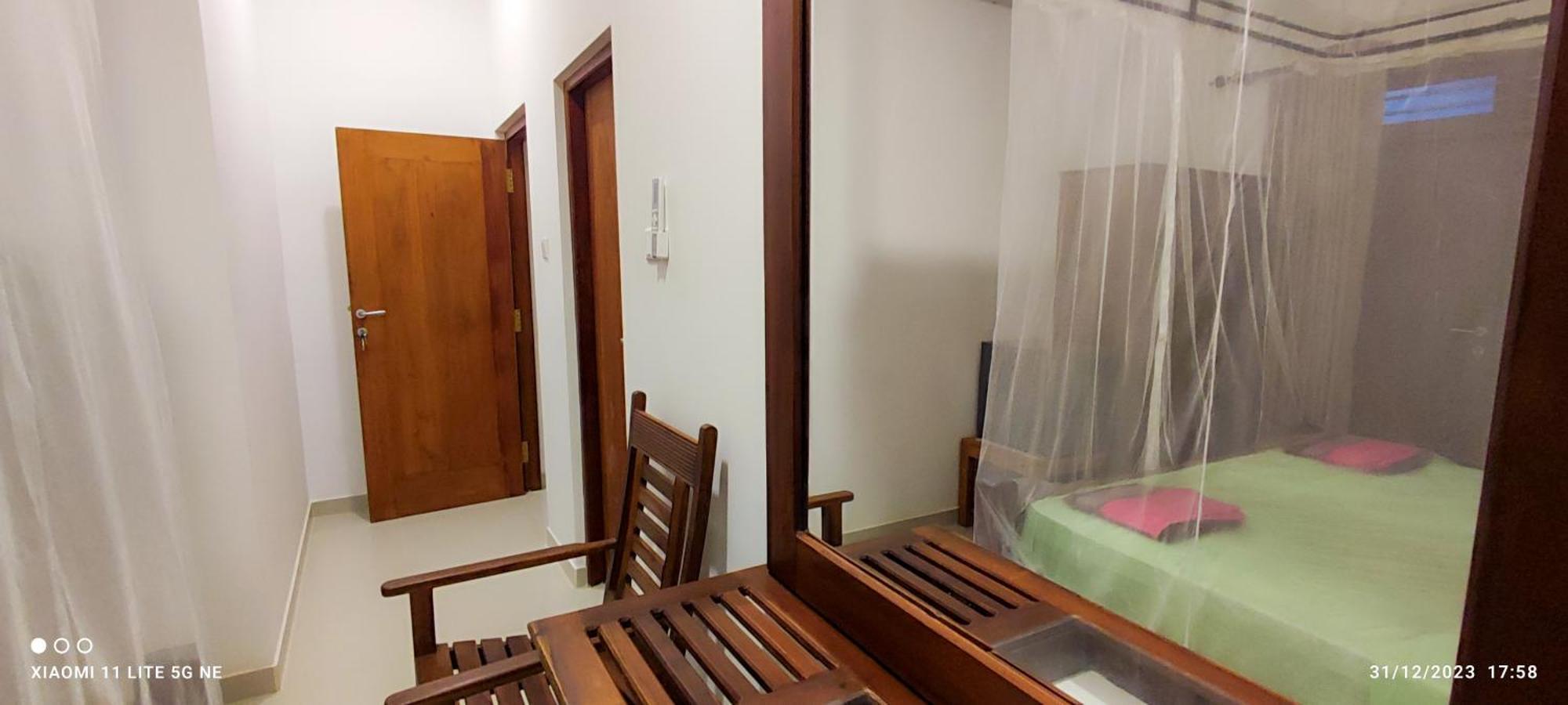 Villa Tanzanite Хикадува Екстериор снимка