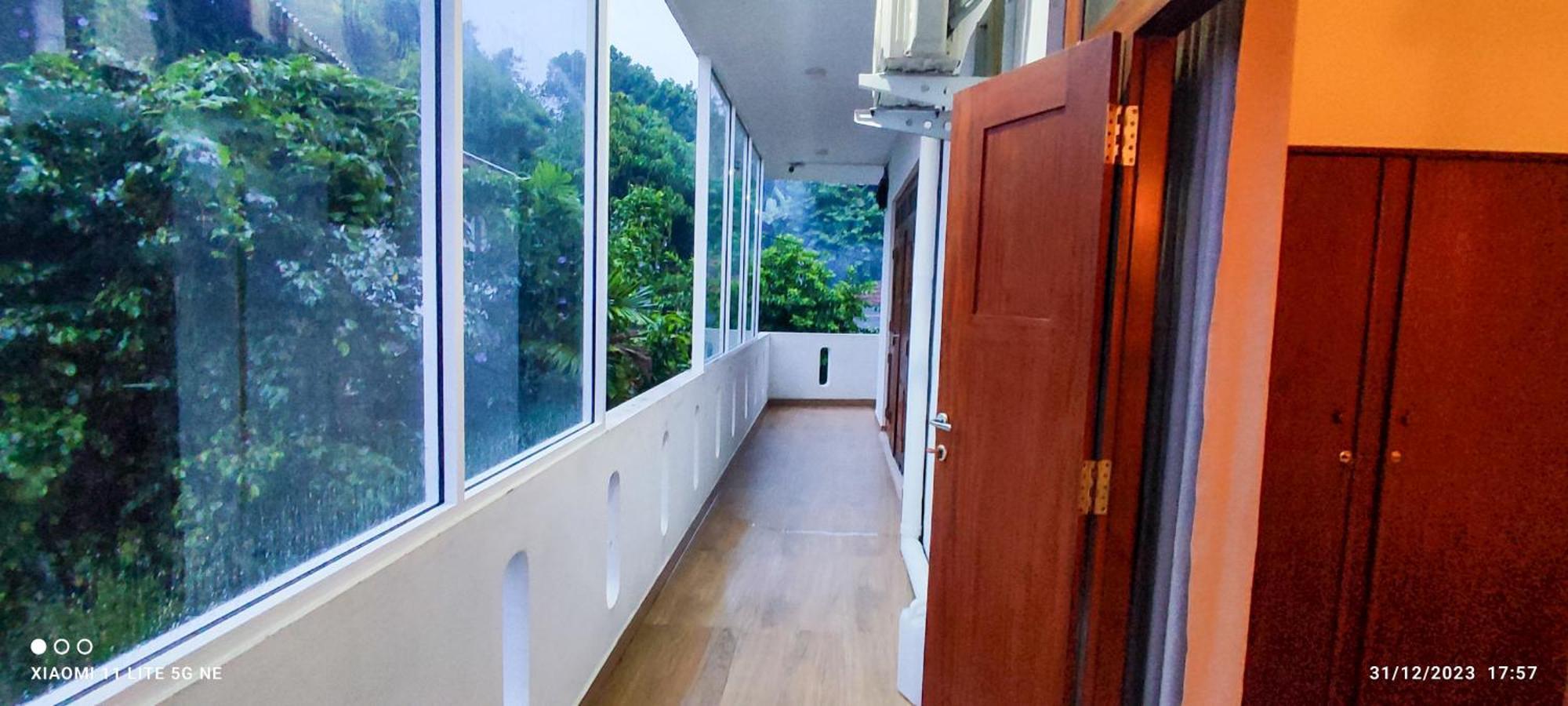 Villa Tanzanite Хикадува Екстериор снимка
