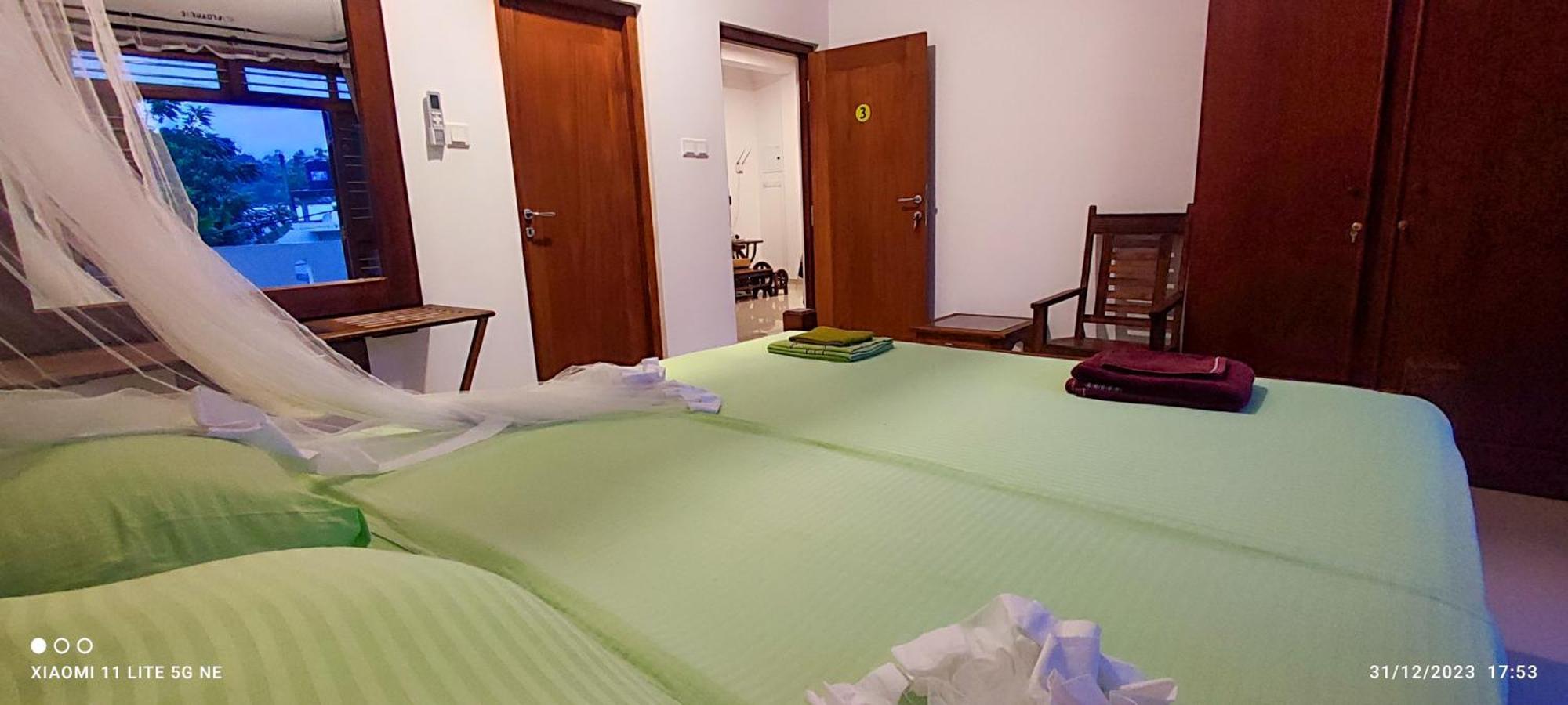 Villa Tanzanite Хикадува Екстериор снимка