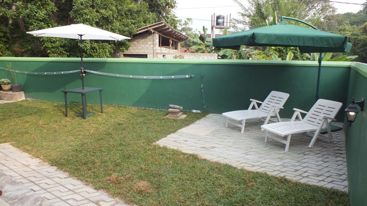 Villa Tanzanite Хикадува Екстериор снимка